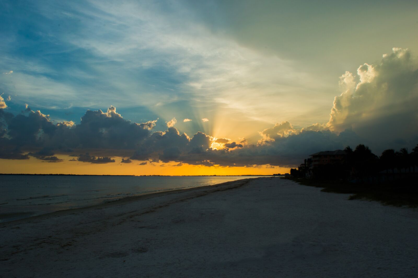 Nikon D3200 sample photo. Florida, sunset, sun rays photography