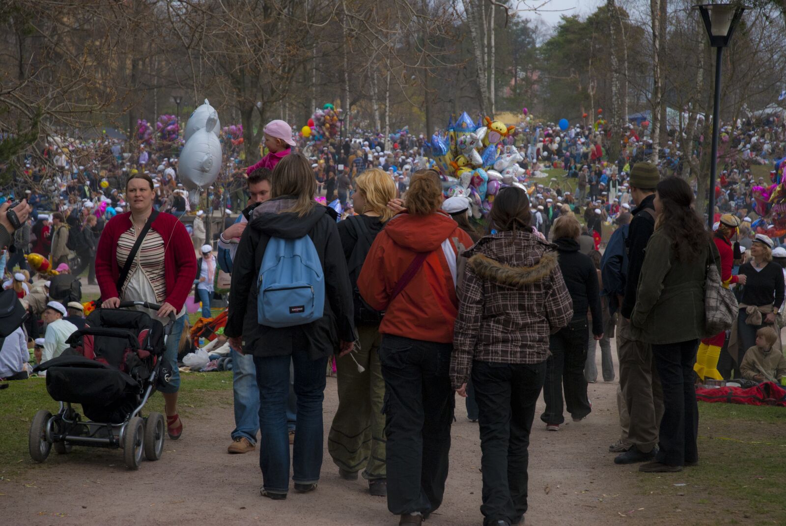 Nikon D200 sample photo. First of may, helsinki photography