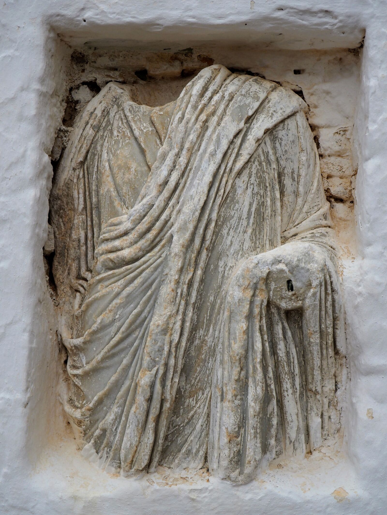 Olympus OM-D E-M10 II sample photo. Ancient statue, roman statue photography