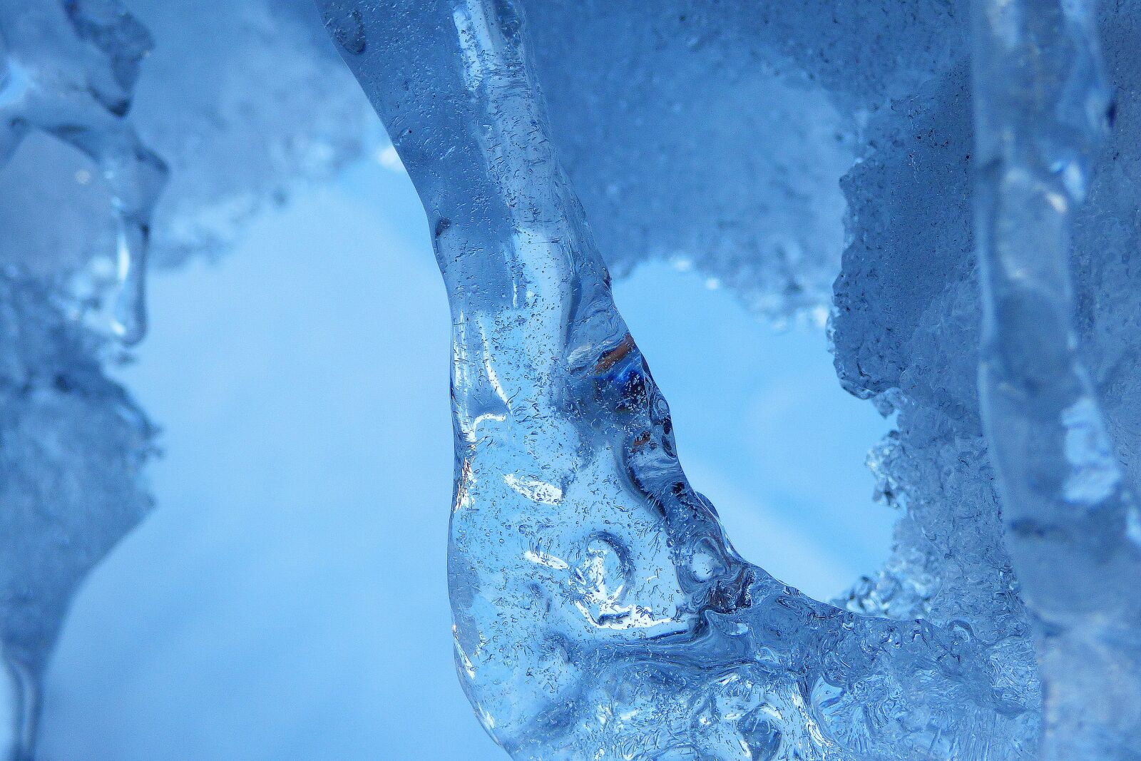 Panasonic DMC-FZ72 sample photo. Ice, winter, glacier photography