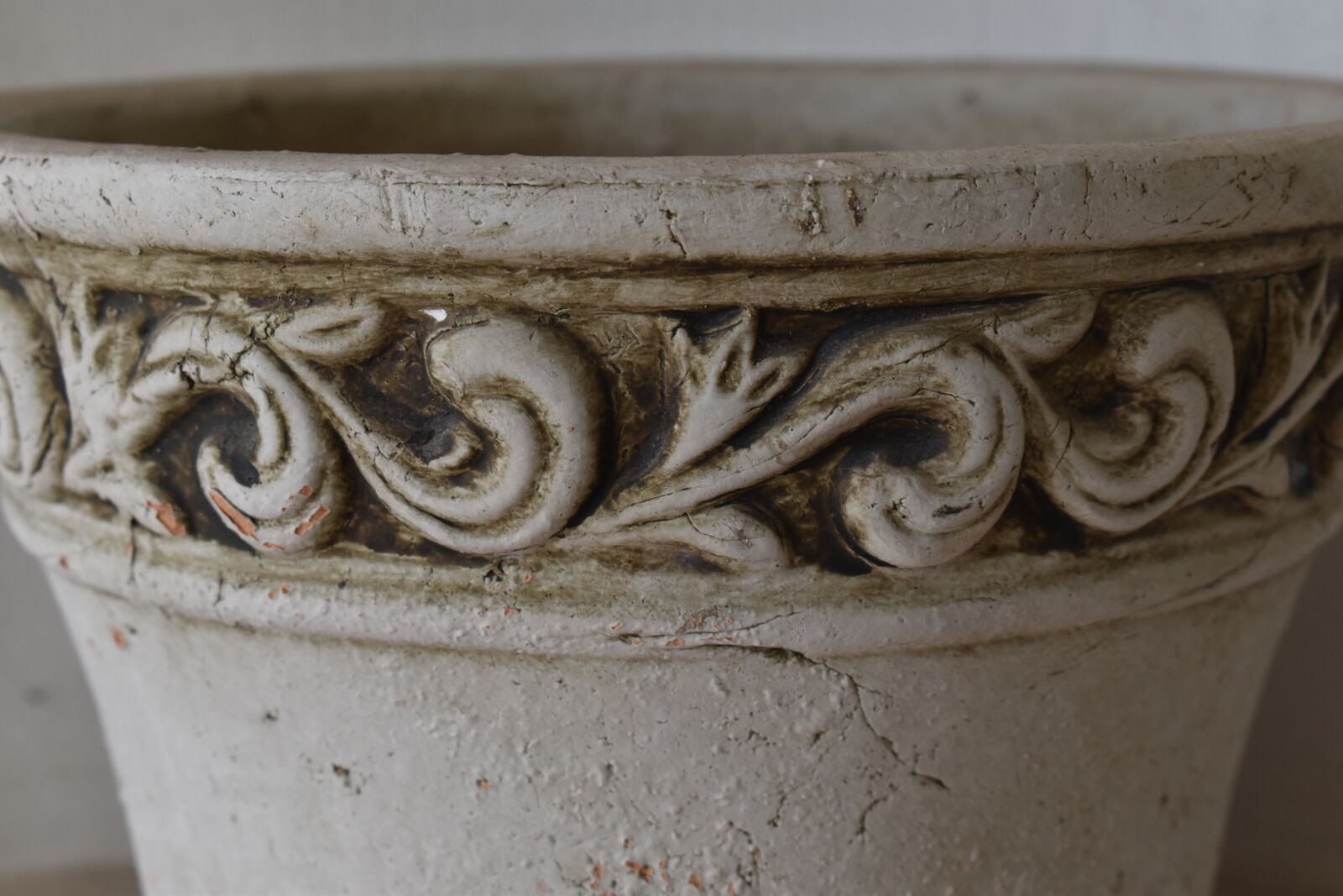 Nikon D5600 sample photo. Pot, vintage, old photography