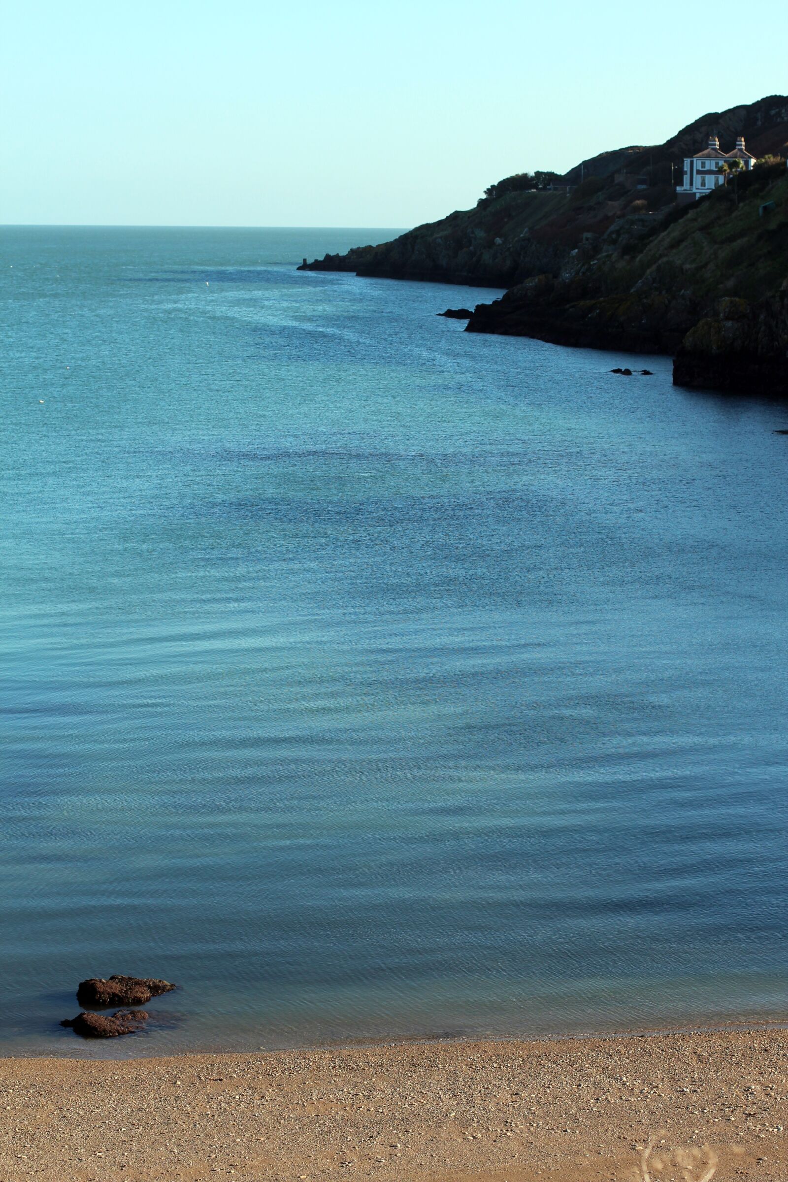 Canon EOS 600D (Rebel EOS T3i / EOS Kiss X5) + Canon EF 50mm F1.4 USM sample photo. Beach, lonely, alone photography