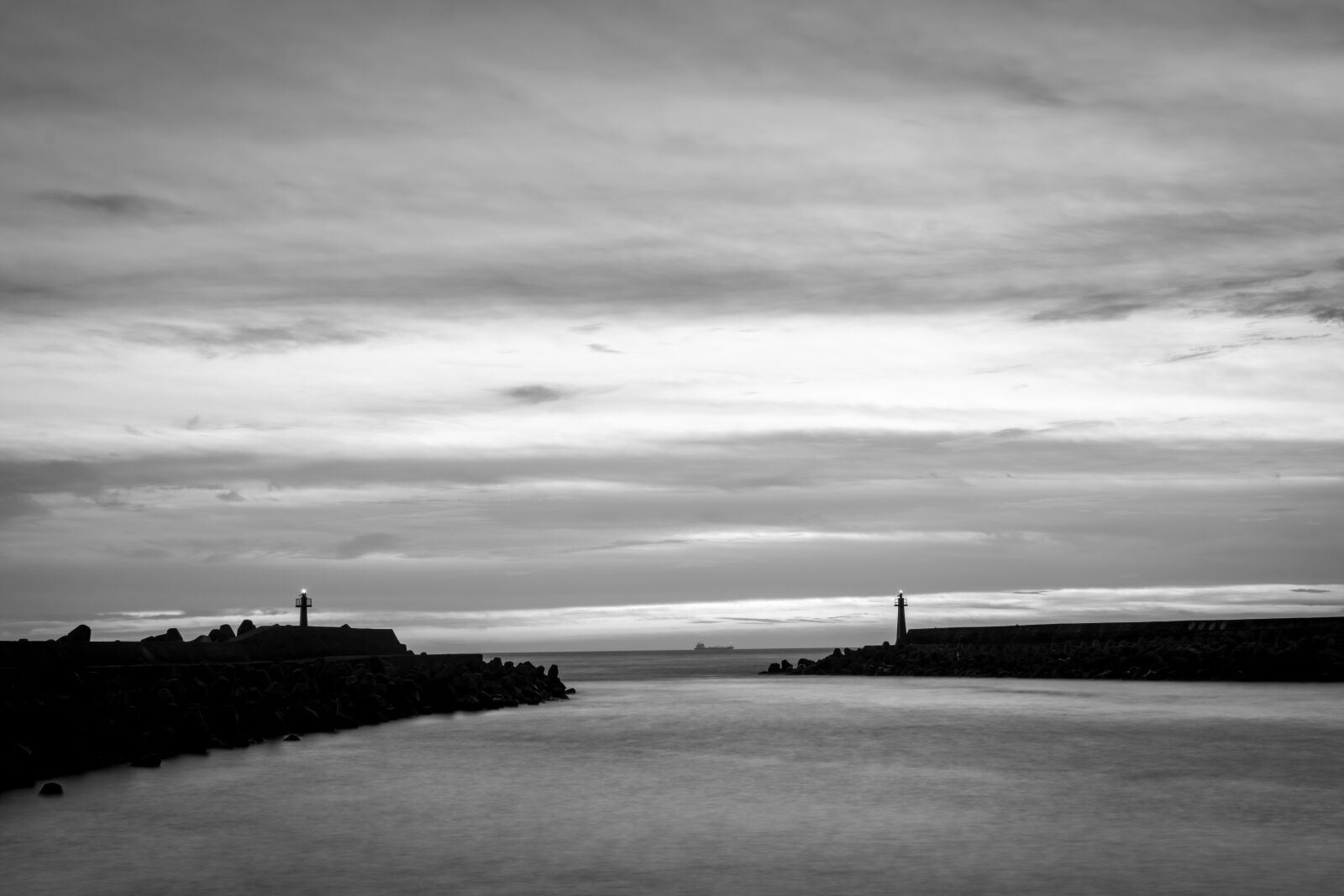 Nikon D5500 sample photo. Sunset, sky, black and photography