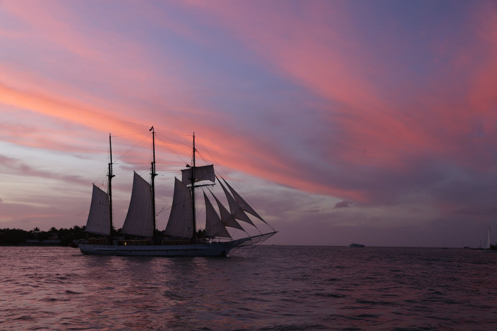 Canon EF 24-70mm F2.8L II USM sample photo. Key west, sunset, sea photography