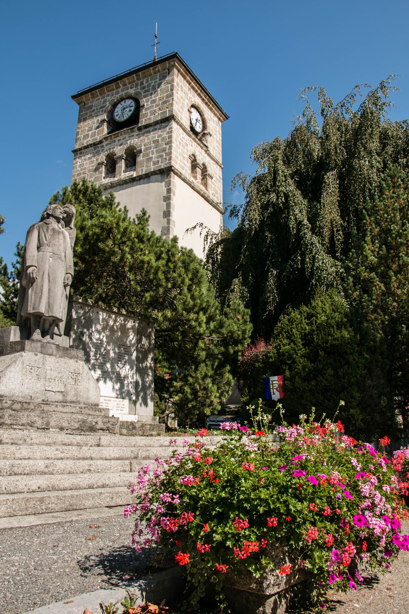 Canon EOS 70D sample photo. Church, samoens, france photography