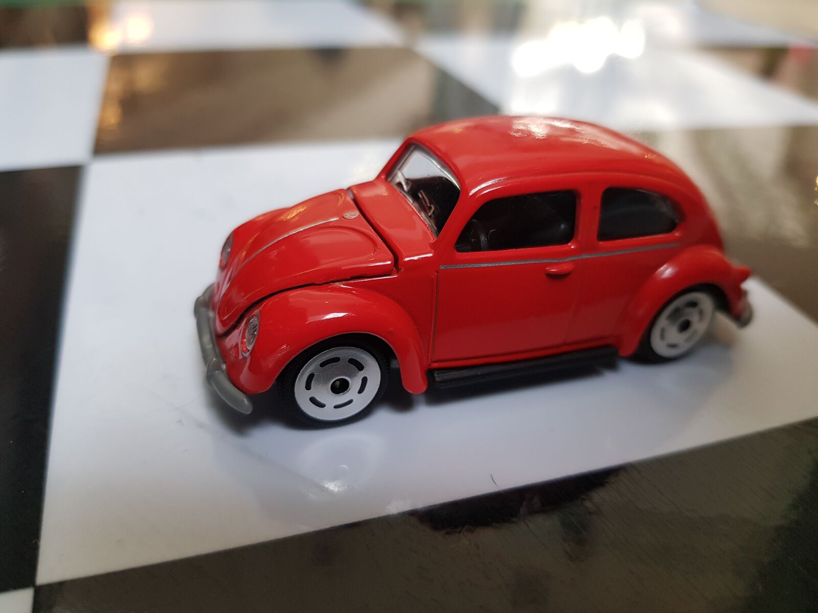 Samsung Galaxy S8 sample photo. Vocho, car, orange photography