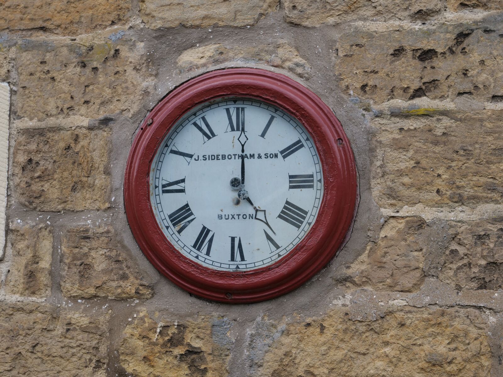 Panasonic Lumix DC-G9 sample photo. Railway clock, station, clock photography