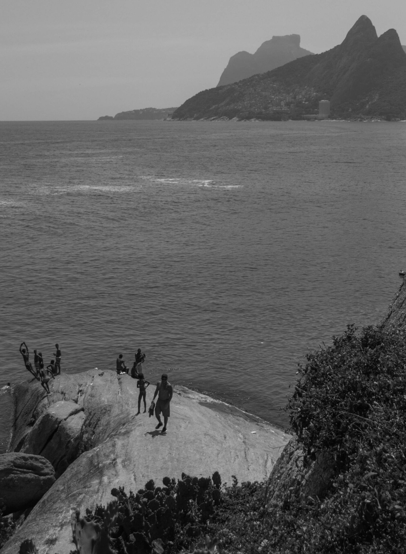 Canon EF-S 18-135mm F3.5-5.6 IS sample photo. Sea, diving, rio de photography