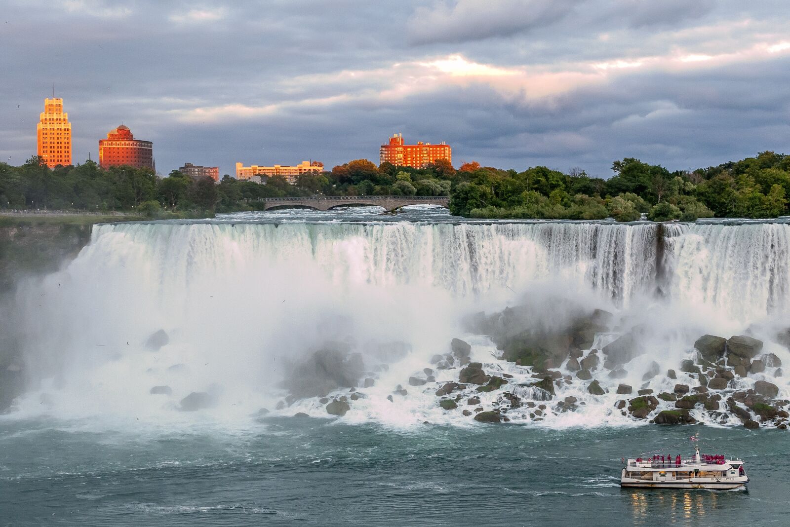 Nikon D300 sample photo. Waterfalls, niagara falls, american photography