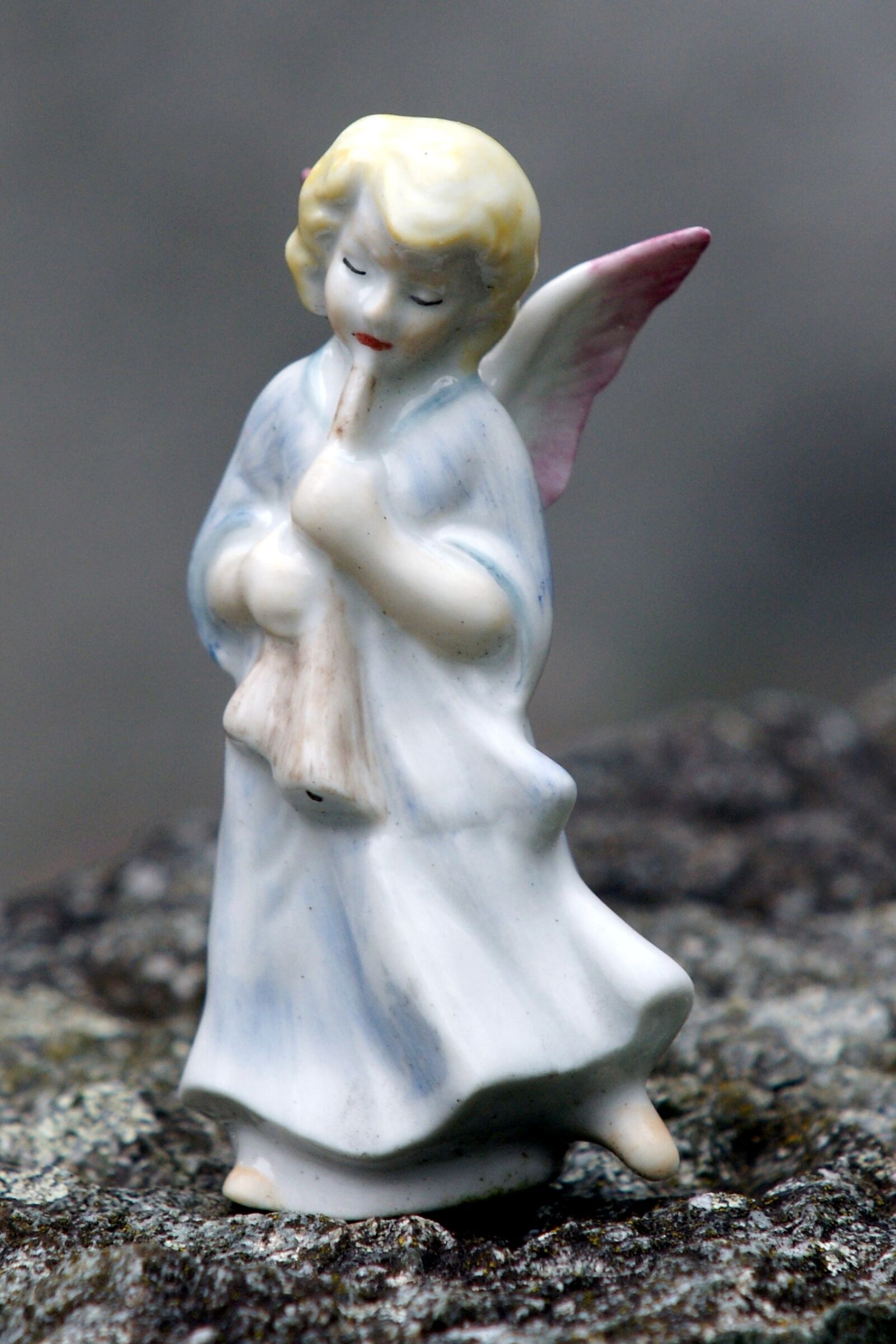 Sony Alpha DSLR-A700 sample photo. Angel, angel figure, cemetery photography