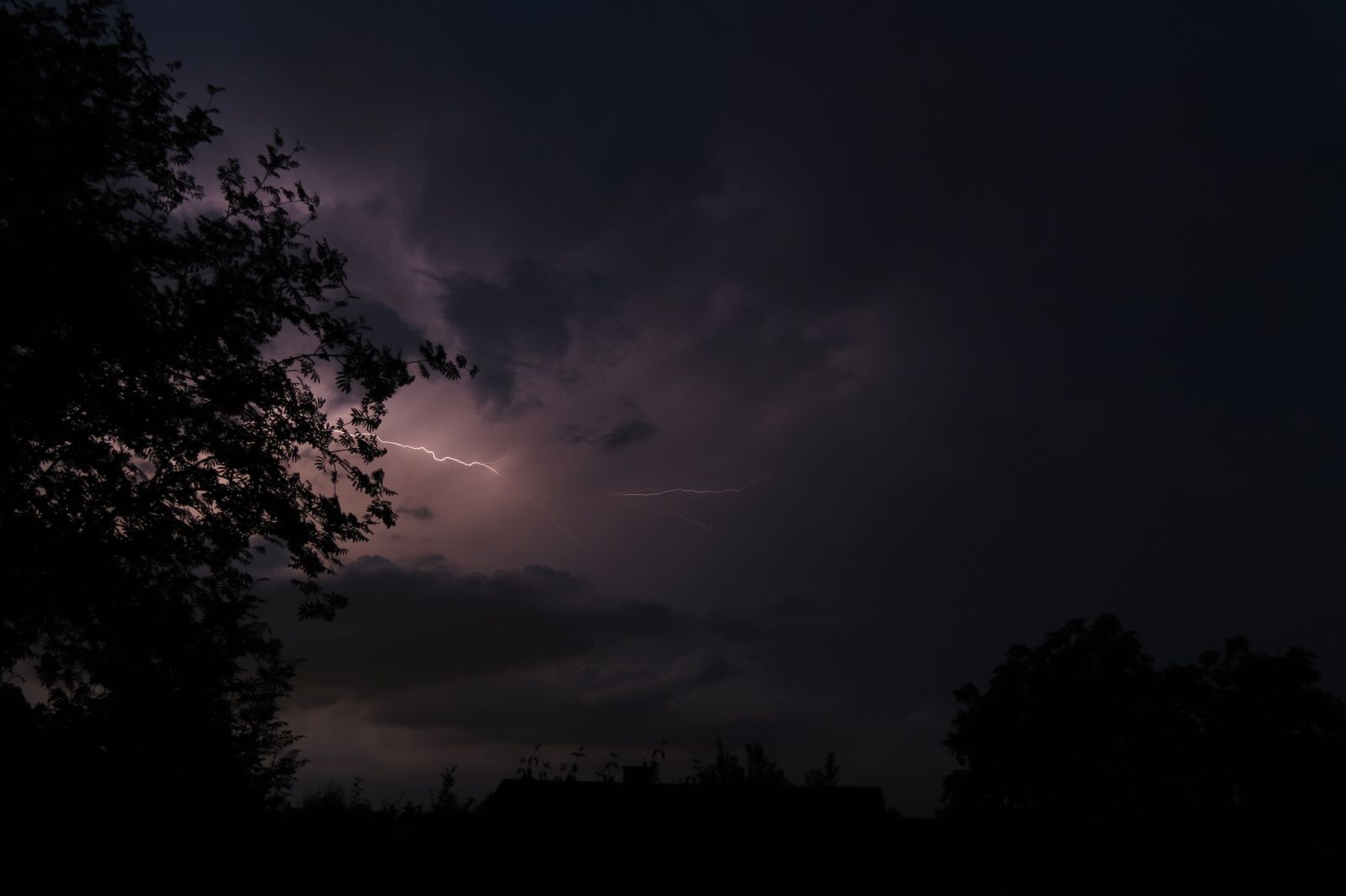 Canon PowerShot SX40 HS sample photo. Flash, forward, thunderstorm photography