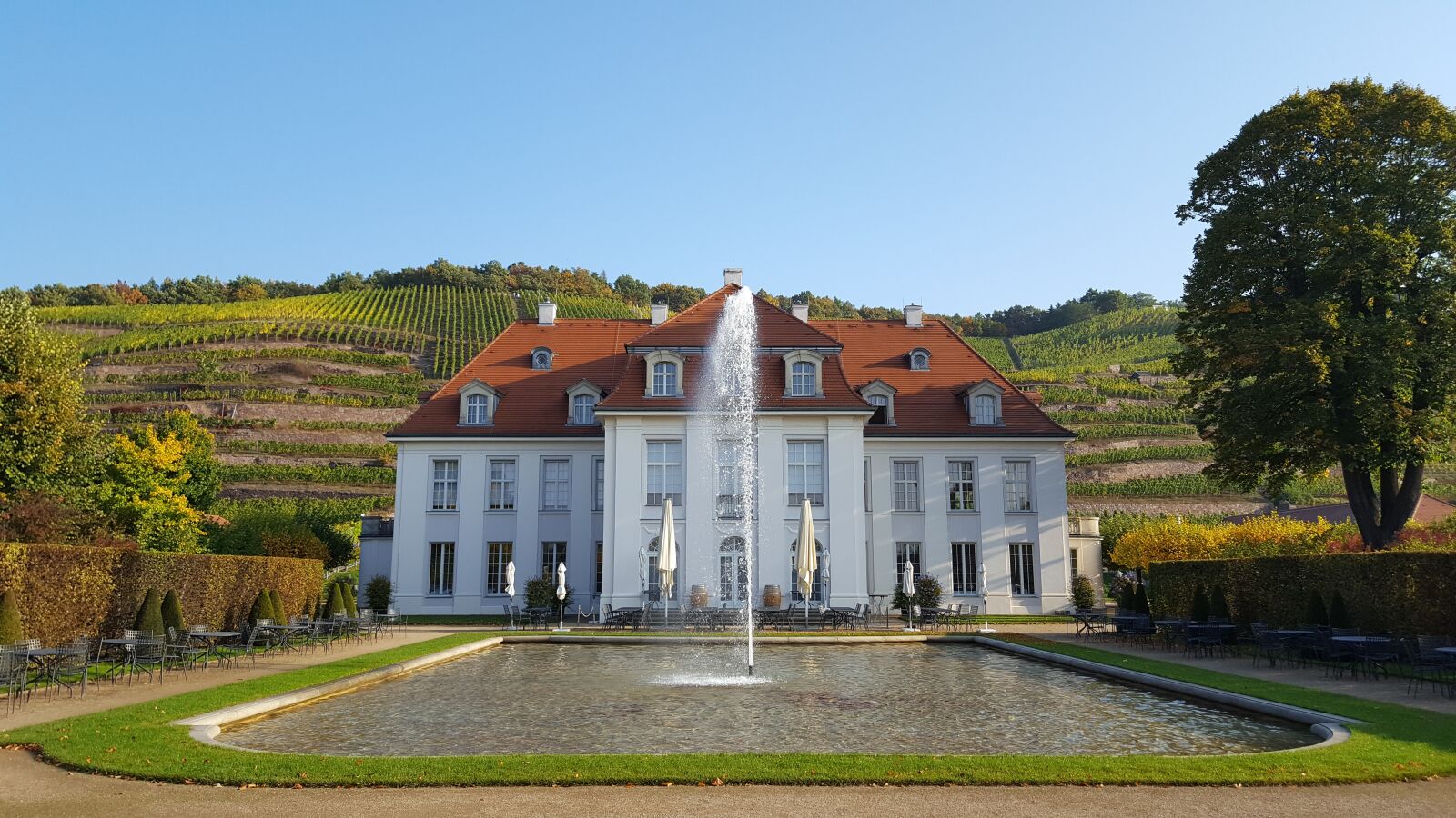 Samsung Galaxy S6 sample photo. Schloss wackerbarth, park, water photography