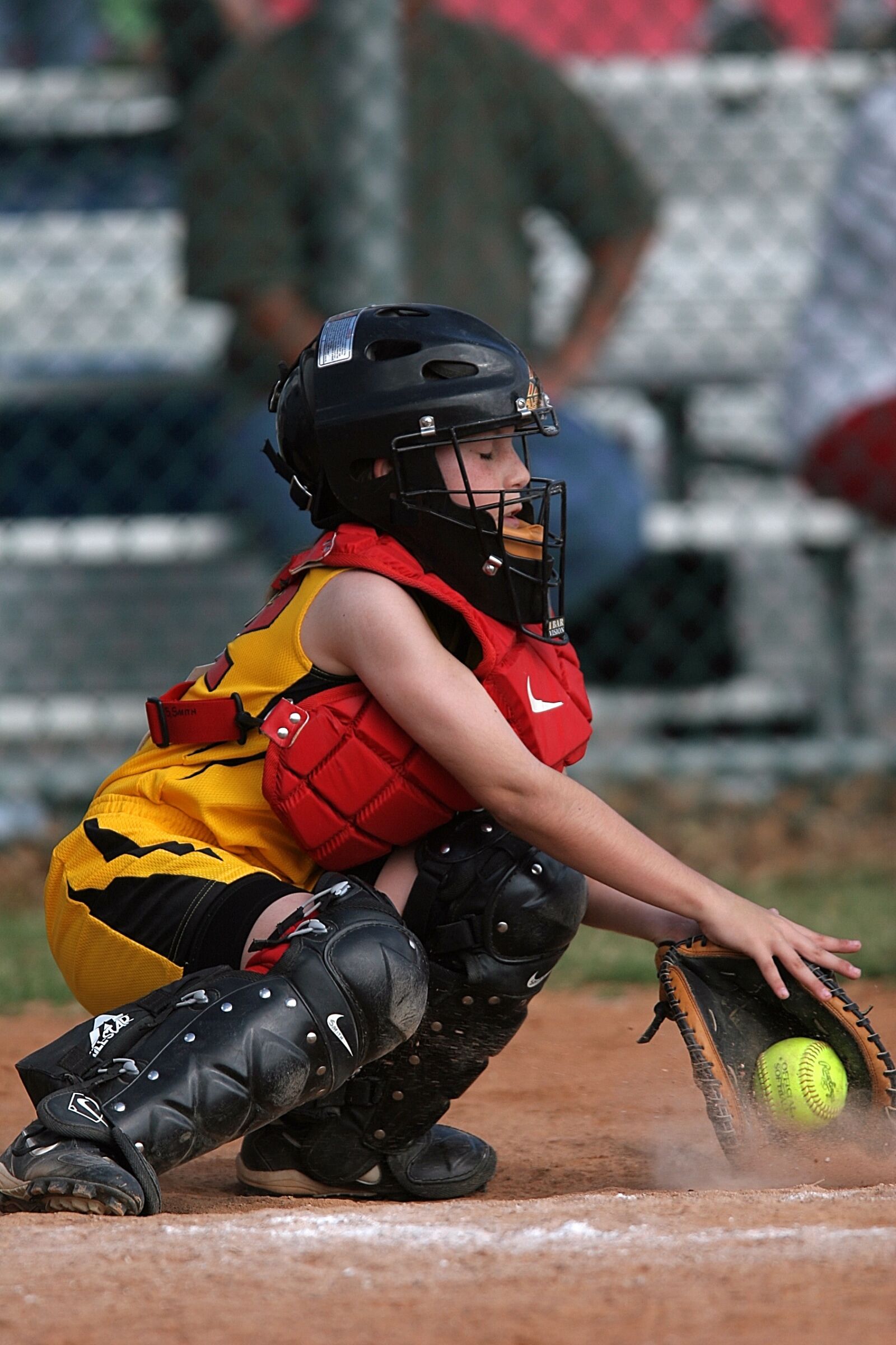 Canon EOS 20D sample photo. Softball, catcher, female photography