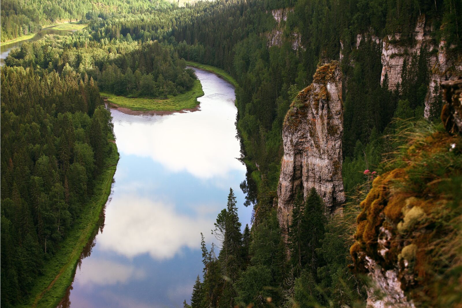 Canon EOS 5D Mark II sample photo. Usva, mountains, river photography