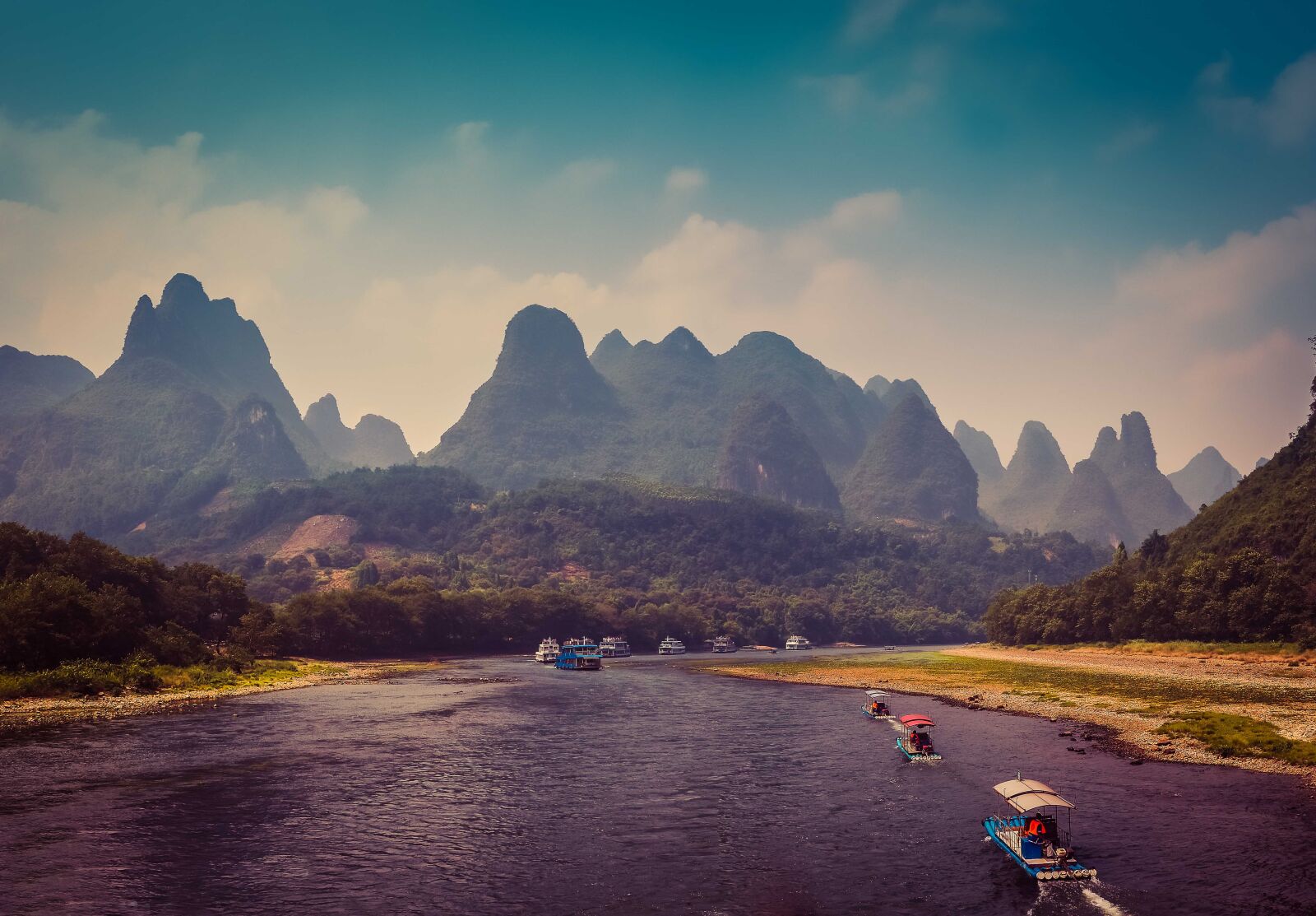 Olympus OM-D E-M5 II sample photo. River, mountains, landscape photography
