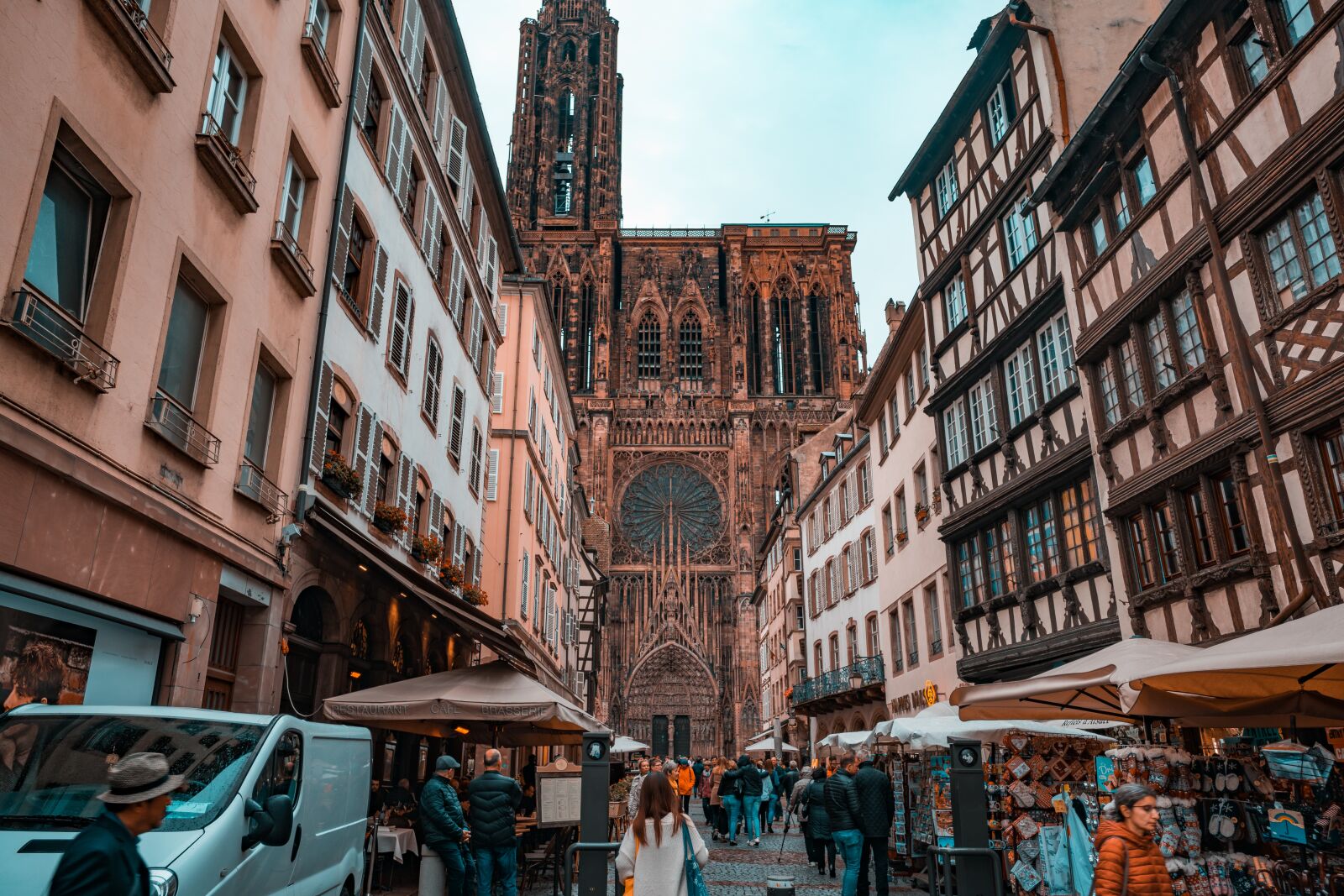 Sony a7R II sample photo. Cathedral, strasbourg, architecture photography