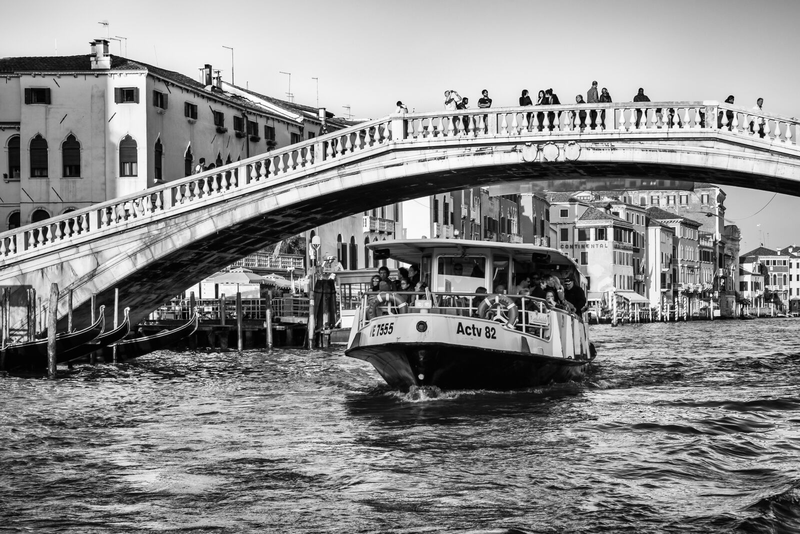 Nikon D750 sample photo. Italy, venice, channel photography