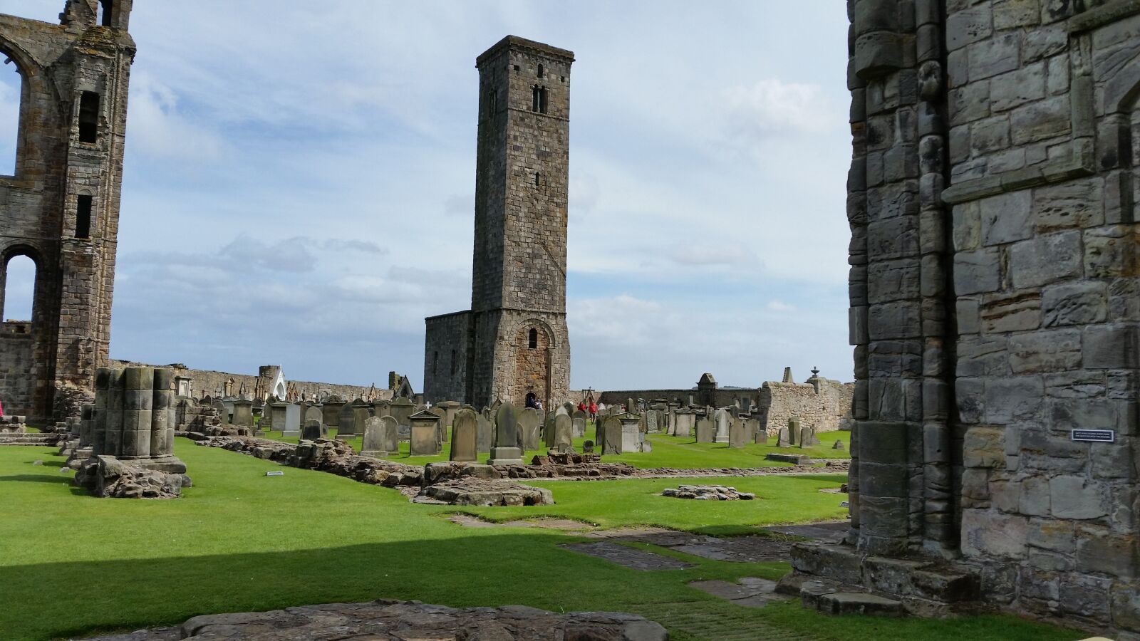 Samsung Galaxy S5 sample photo. Cathedral, st, andrews photography