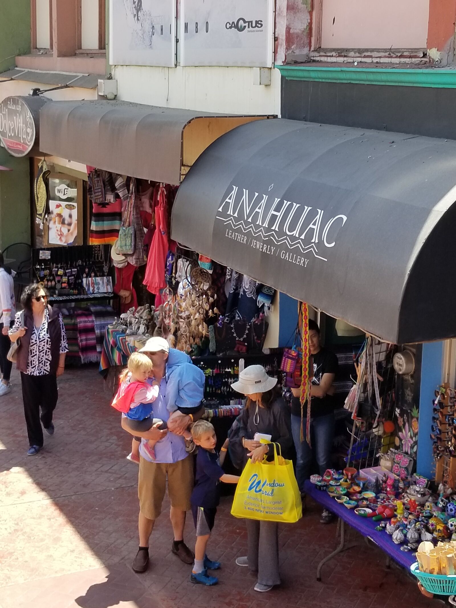 Samsung Galaxy S8 sample photo. Mexico, street, tourist photography