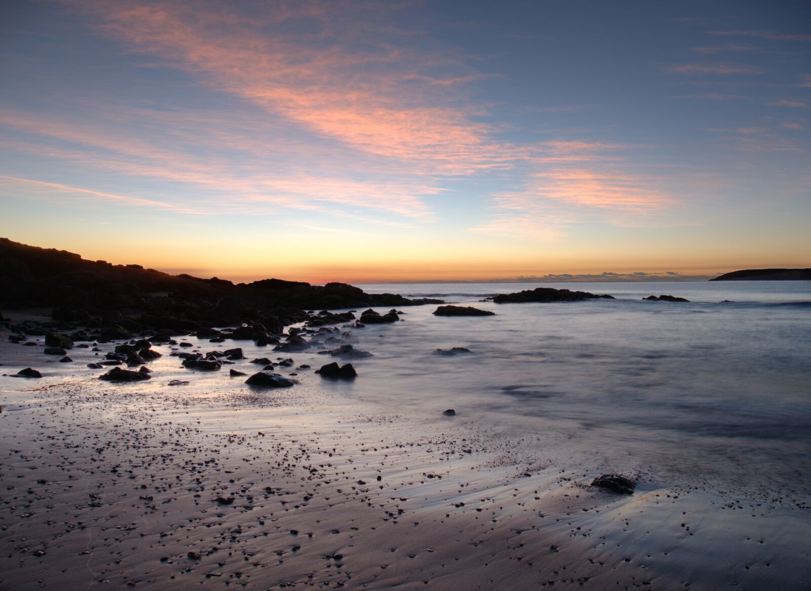 Panasonic Lumix DMC-G7 sample photo. Beach, low light, sunrise photography