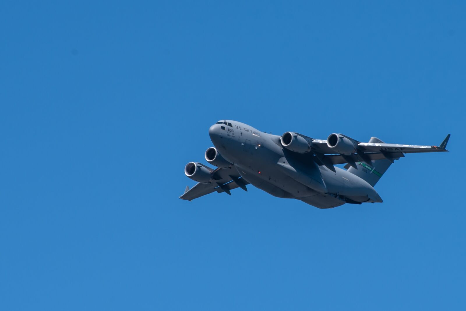Nikon D750 sample photo. C-17, airfare, plane photography