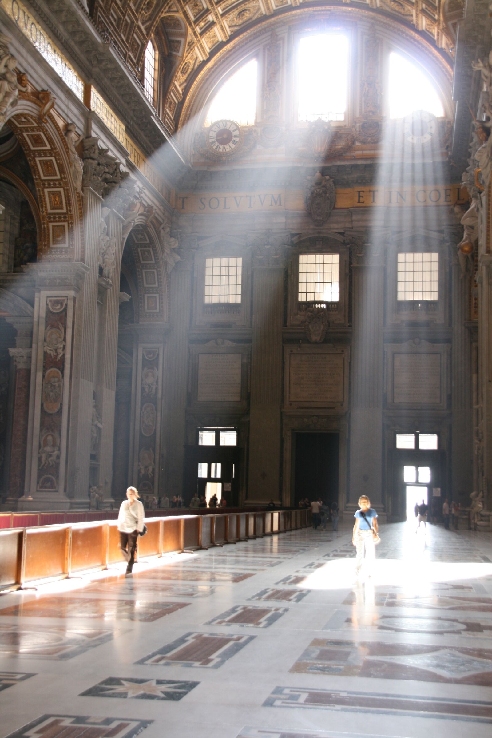 Canon EOS 400D (EOS Digital Rebel XTi / EOS Kiss Digital X) sample photo. St peter's basilica, rome photography
