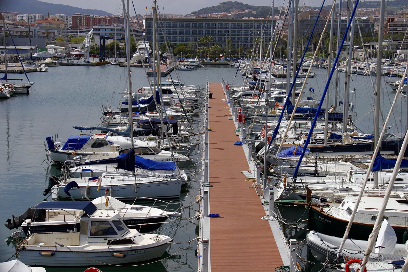 Canon EOS 20D sample photo. Port, boats, sea photography