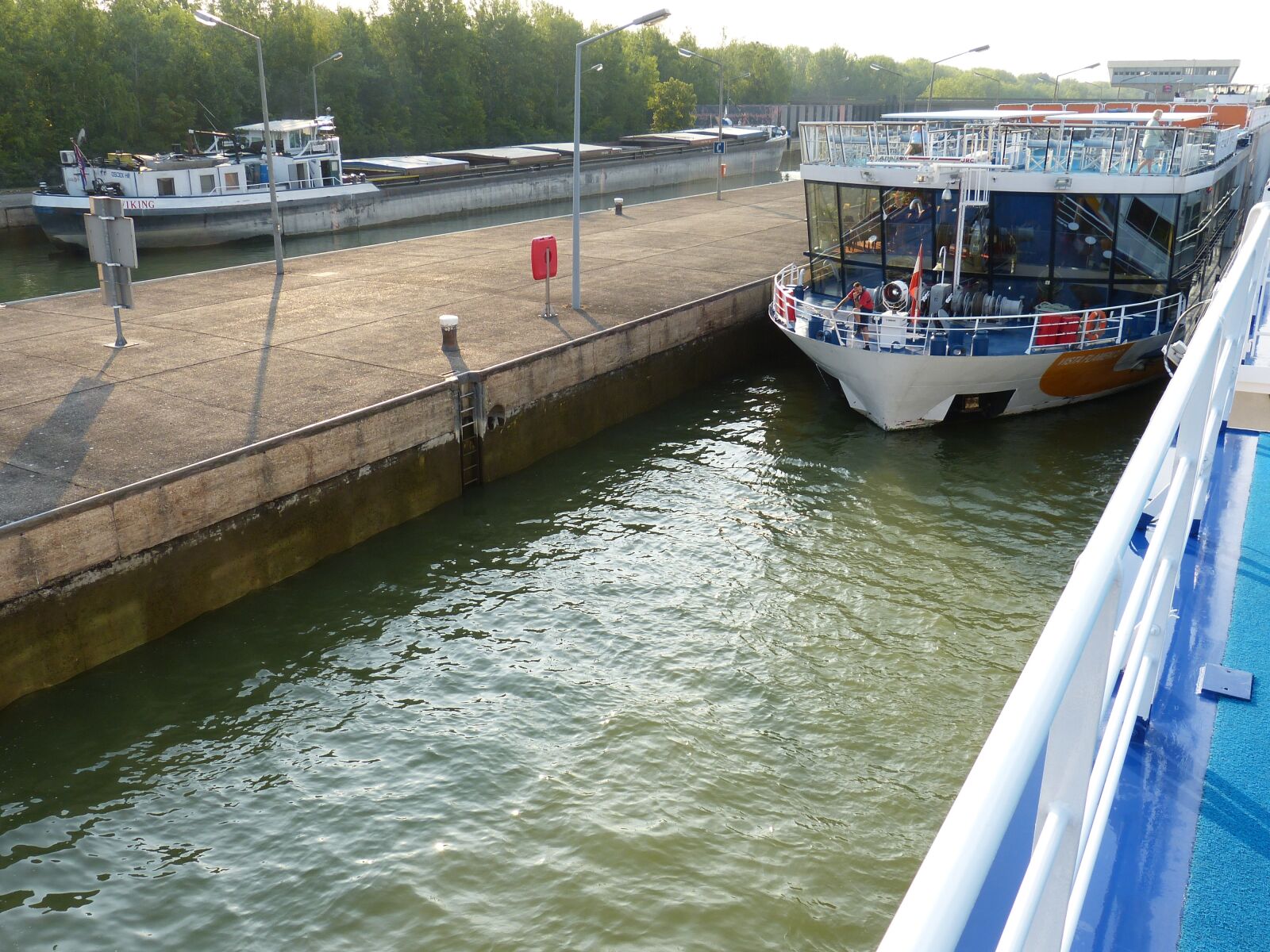 Panasonic Lumix DMC-FZ150 sample photo. Danube, lock, river photography
