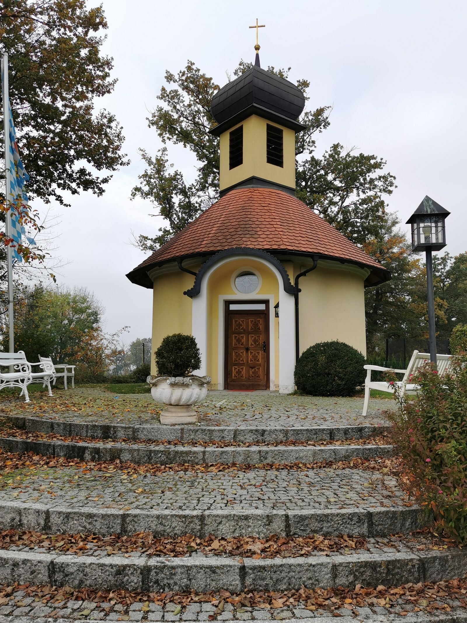 HUAWEI P30 Pro sample photo. Chapel, god, nature photography