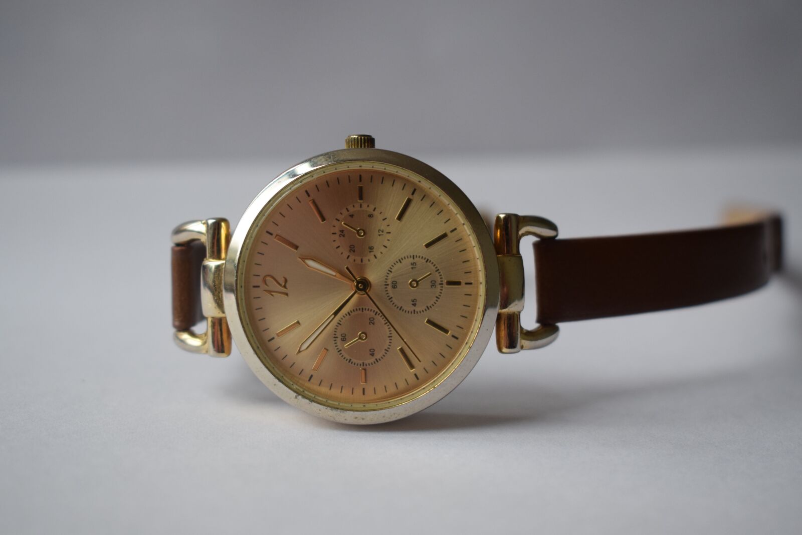 Nikon D3300 sample photo. Watch, jewelery, fashion photography