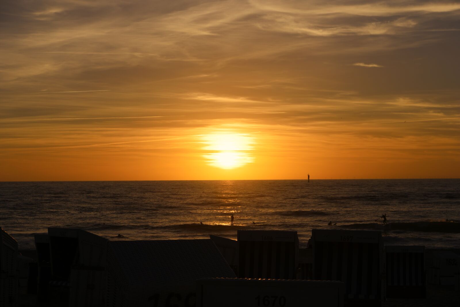 Samsung NX 16-50mm F3.5-5.6 Power Zoom ED OIS sample photo. Sunset, north sea, sea photography