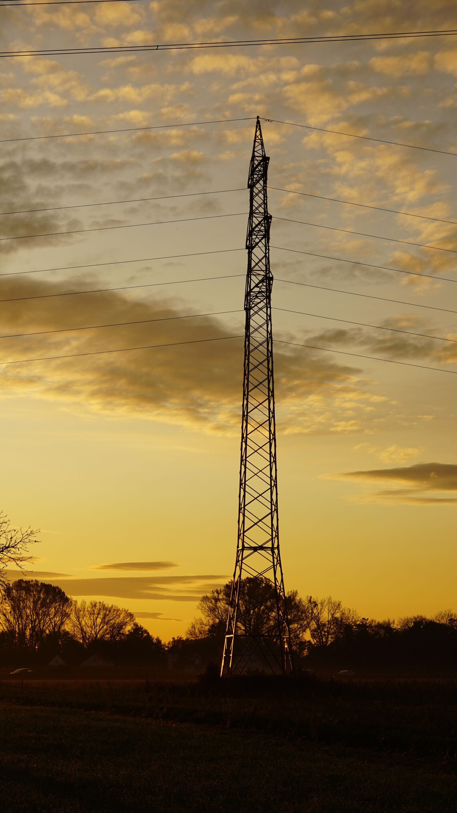 Sony FE 50mm F1.8 sample photo. Strommast, pylon, power supply photography