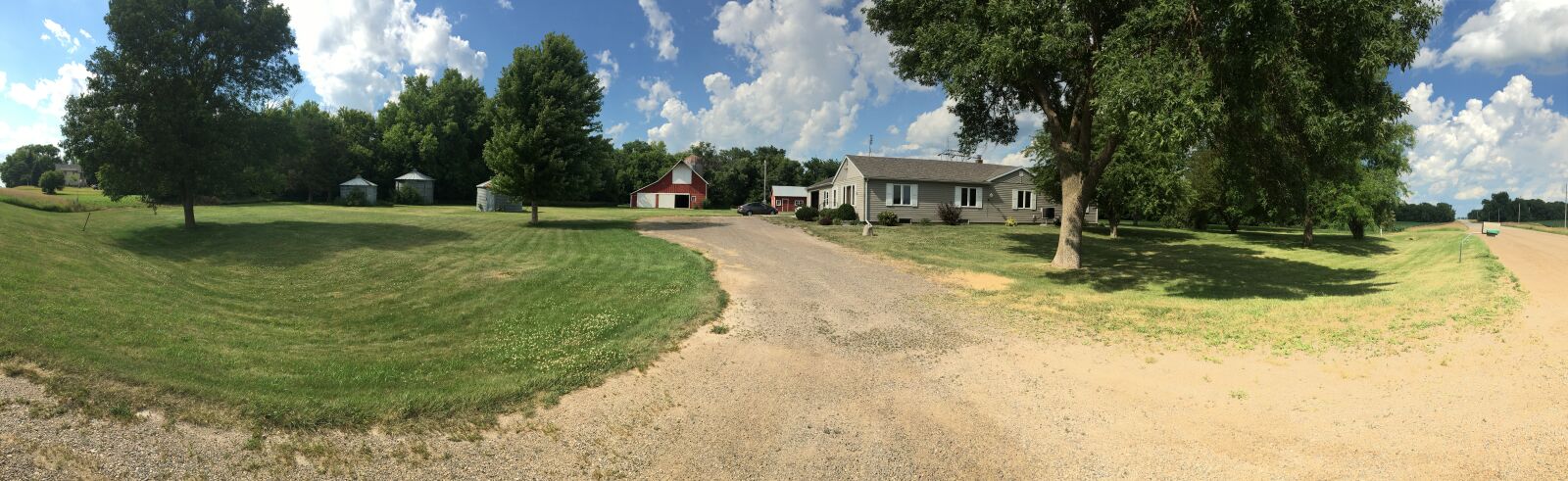 Apple iPhone 6s sample photo. Farm, house, landscape photography