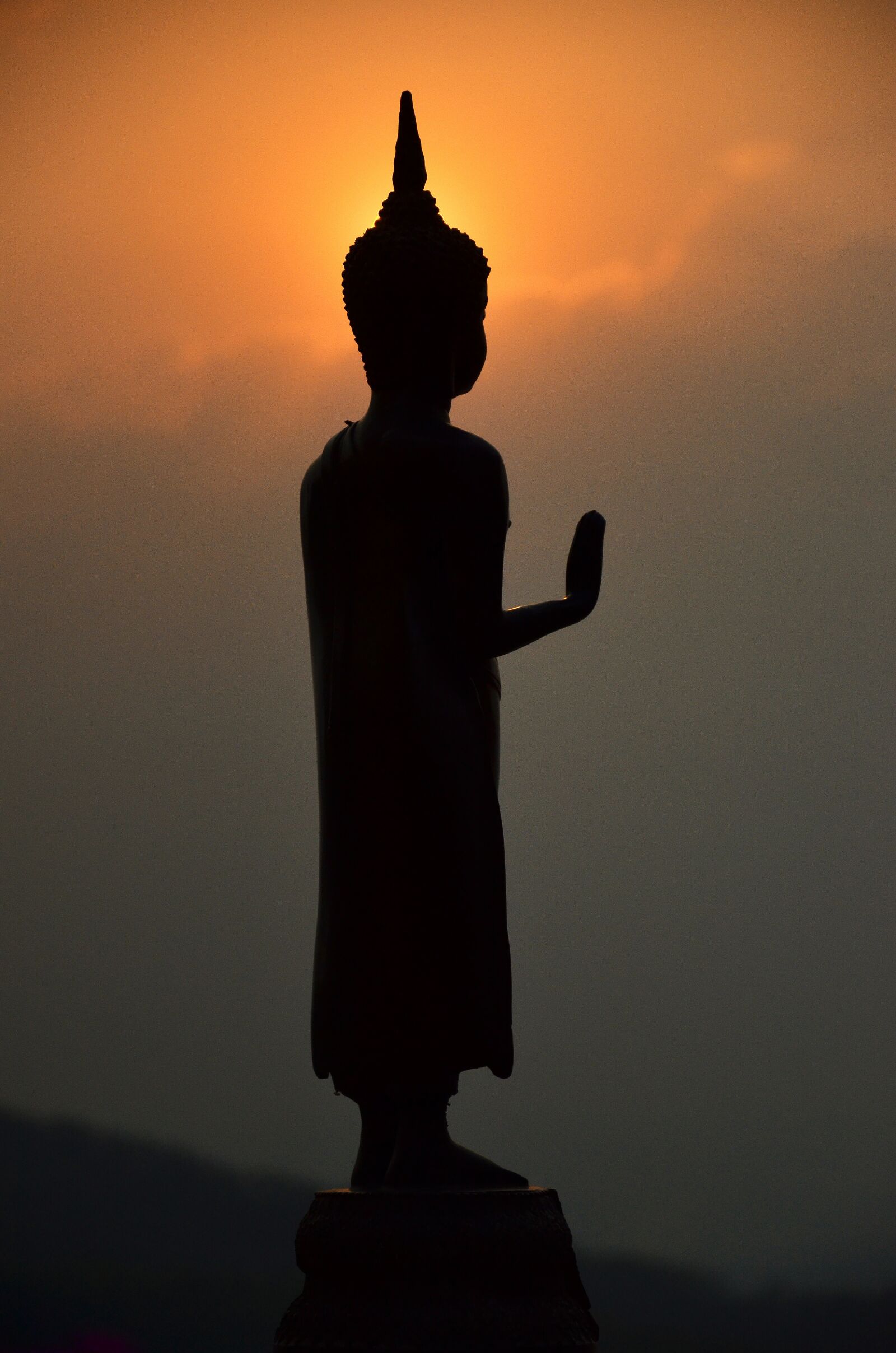 Nikon D7000 sample photo. Budda, siluate, temple photography
