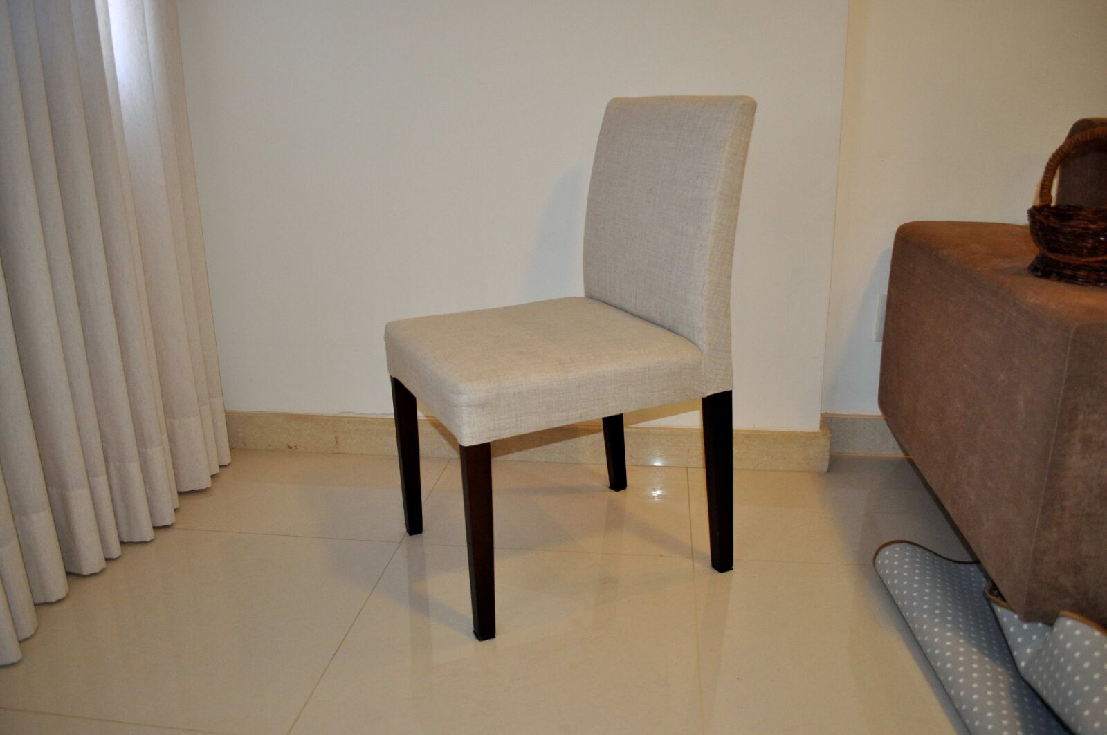 Nikon D5000 sample photo. Modern, white, armchair, black photography