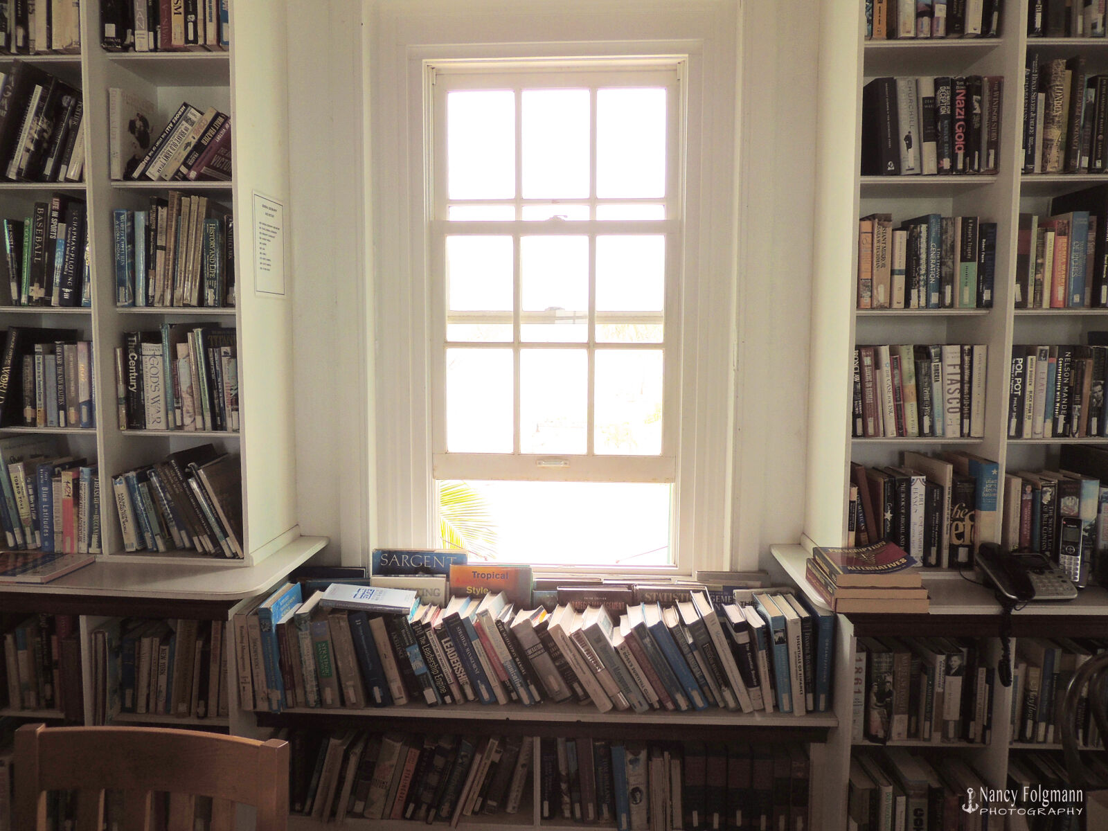 Nikon Coolpix P510 sample photo. Book, shelf, book, shelves photography