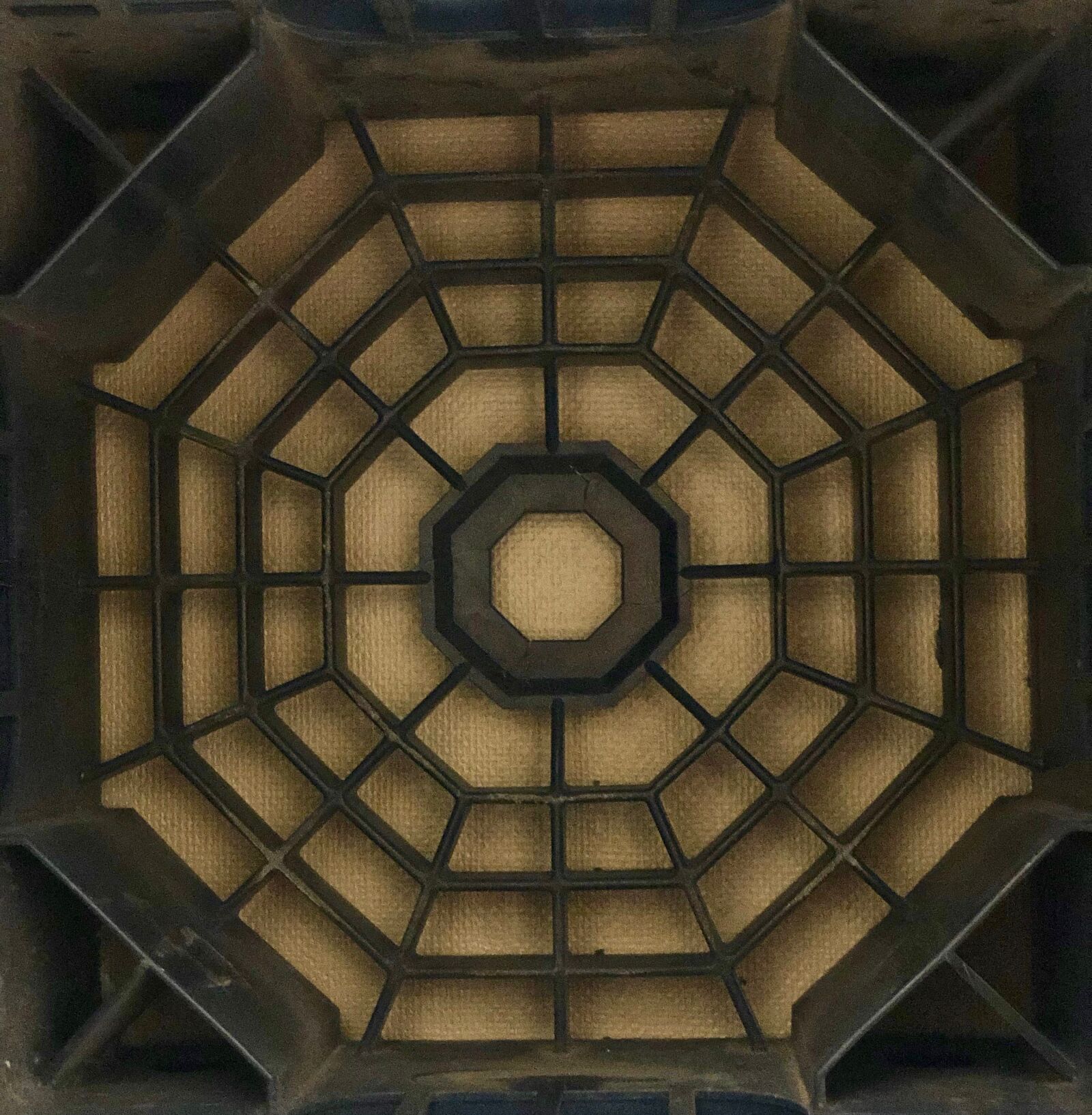 iPhone X back dual camera 6mm f/2.4 sample photo. Pattern, octagon, texture photography