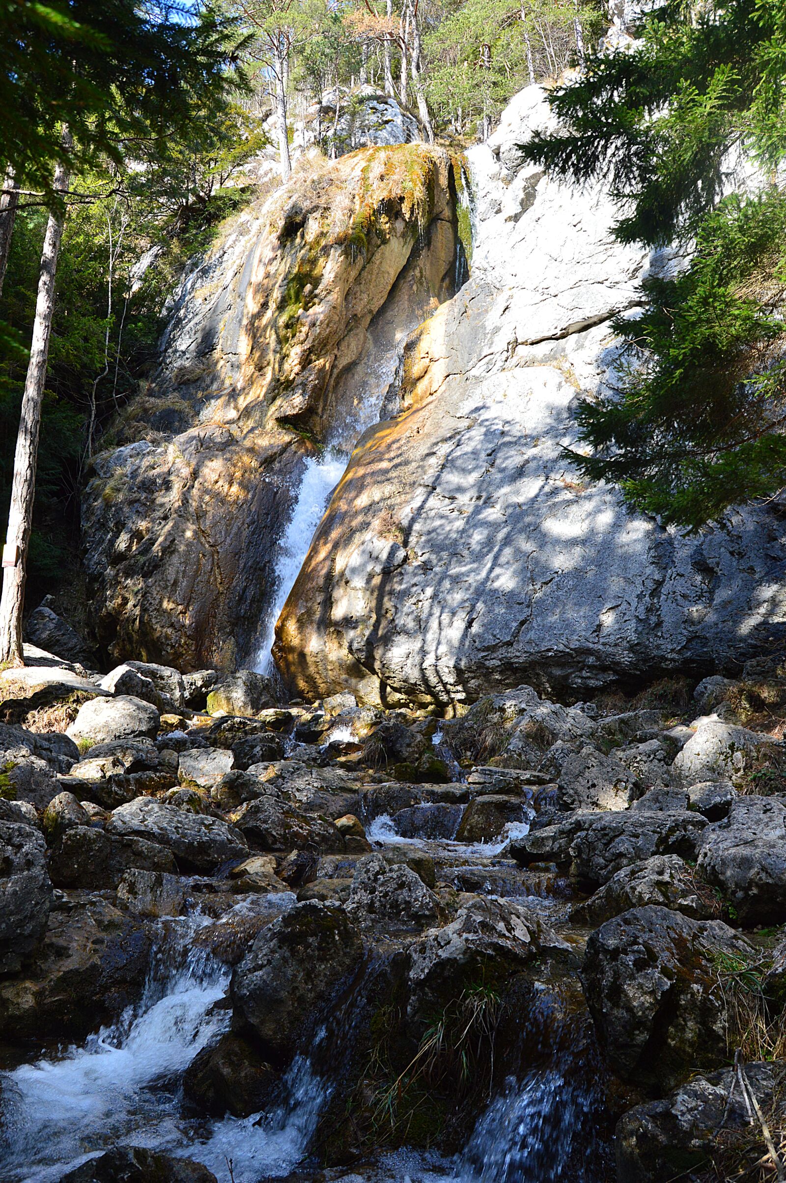Nikon D3200 sample photo. Waterfall, water, rock photography