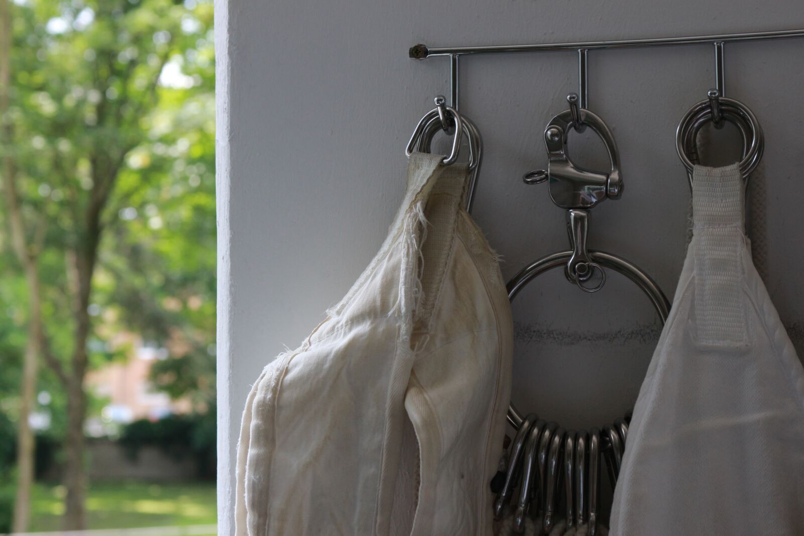 Canon EOS 700D (EOS Rebel T5i / EOS Kiss X7i) sample photo. Tools, therapy, hook photography