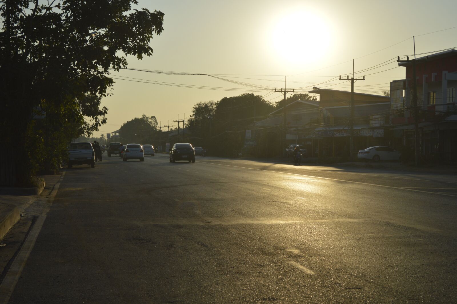 Nikon D3200 sample photo. Street, evening, sun photography