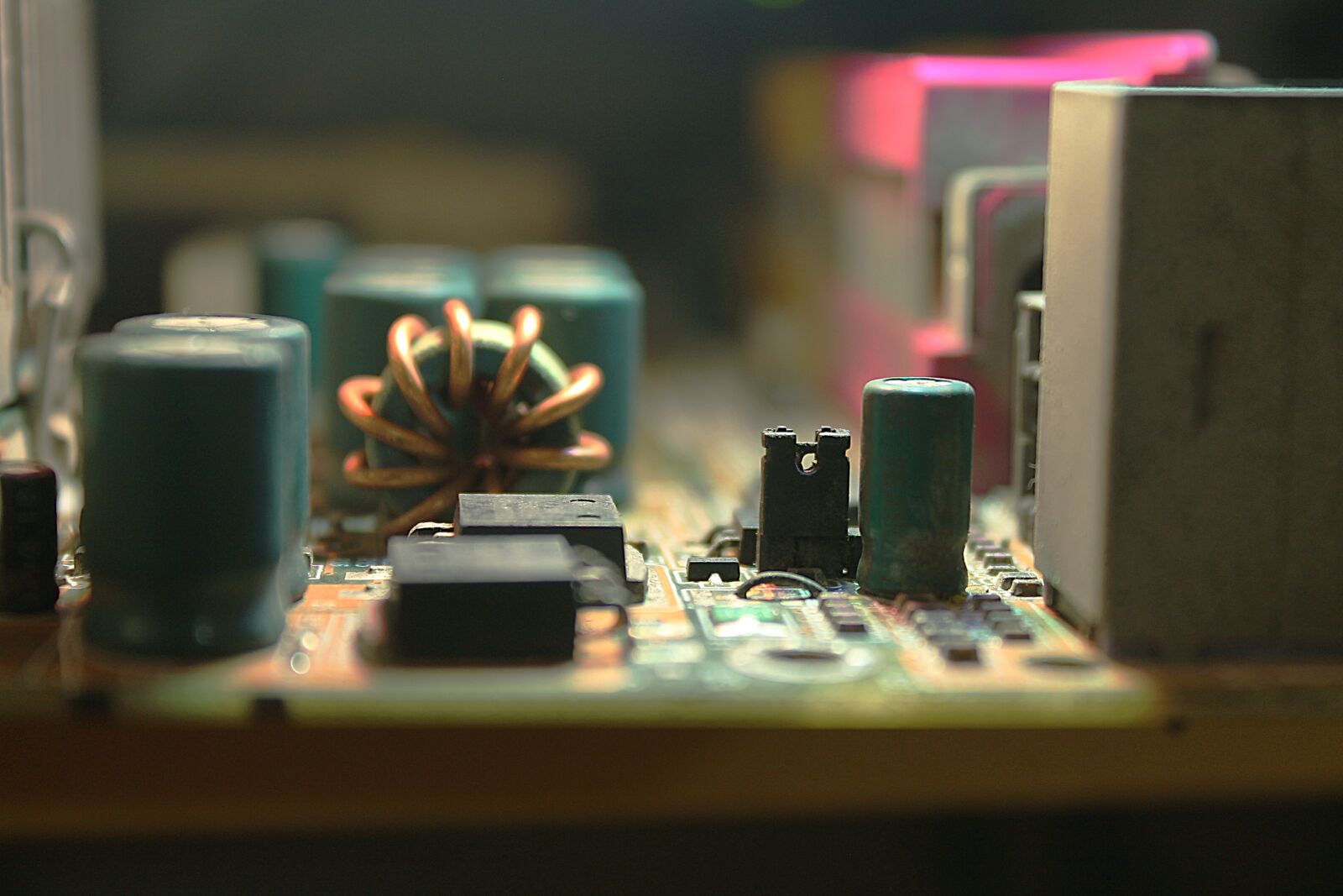 Canon EOS 1100D (EOS Rebel T3 / EOS Kiss X50) sample photo. Circuit, electronics, computer photography