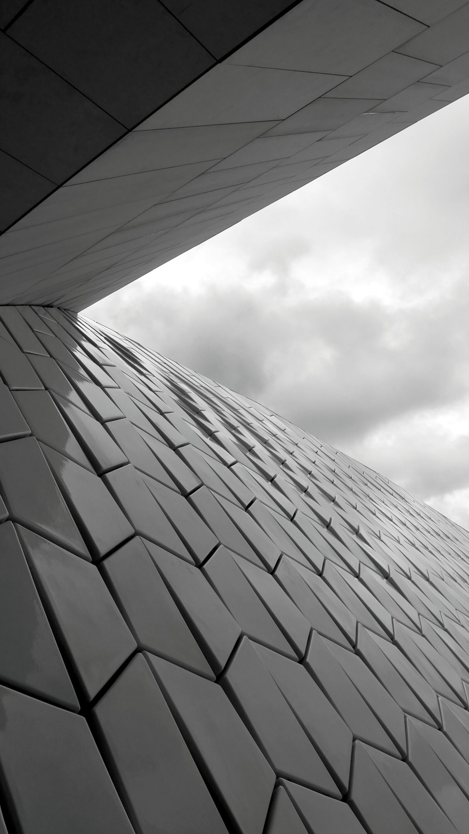 Panasonic Lumix DMC-GX85 (Lumix DMC-GX80 / Lumix DMC-GX7 Mark II) sample photo. Portugal, lisbon, architecture photography