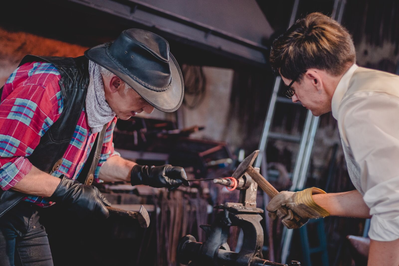 Canon EOS 80D sample photo. Human, craftsmen, adult photography