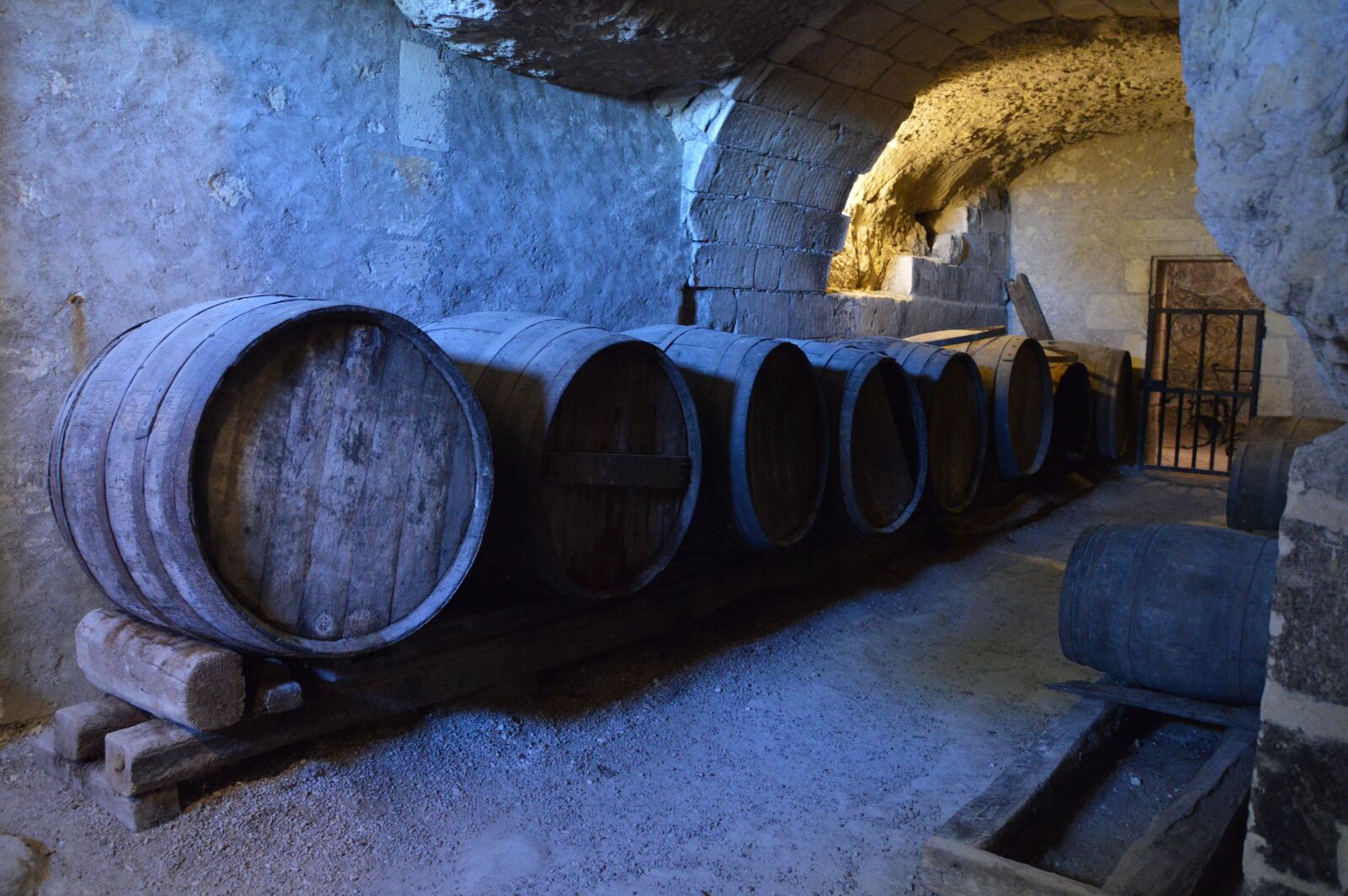 Nikon D3200 sample photo. Barrels, wine, barrel photography