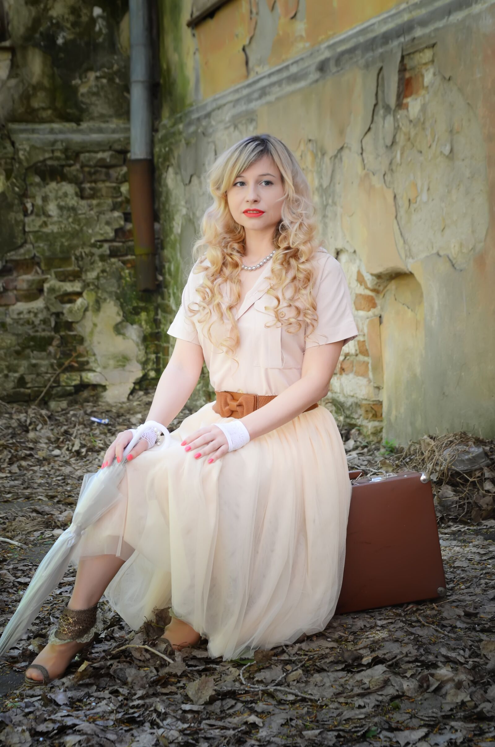 Nikon D5100 sample photo. Woman, dress, fashion photography