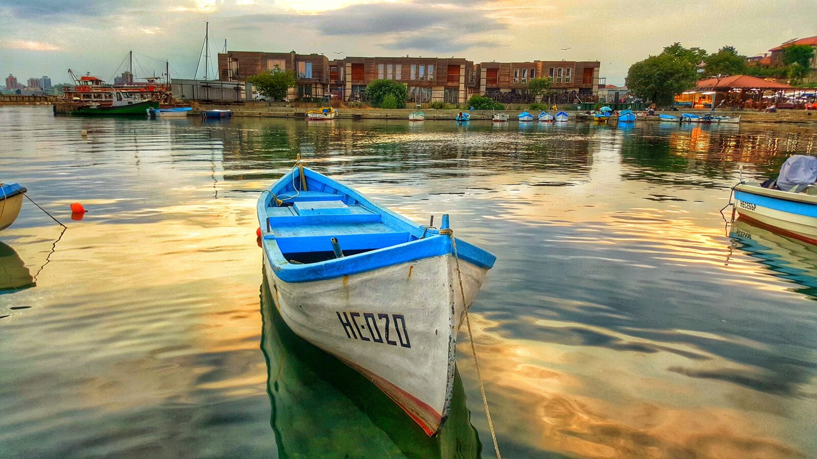 Samsung Galaxy S6 sample photo. Boat, port, landscape photography