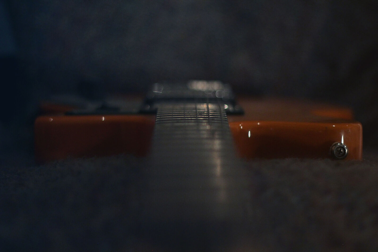 Canon EOS 550D (EOS Rebel T2i / EOS Kiss X4) sample photo. Guitar, ibanez, night photography