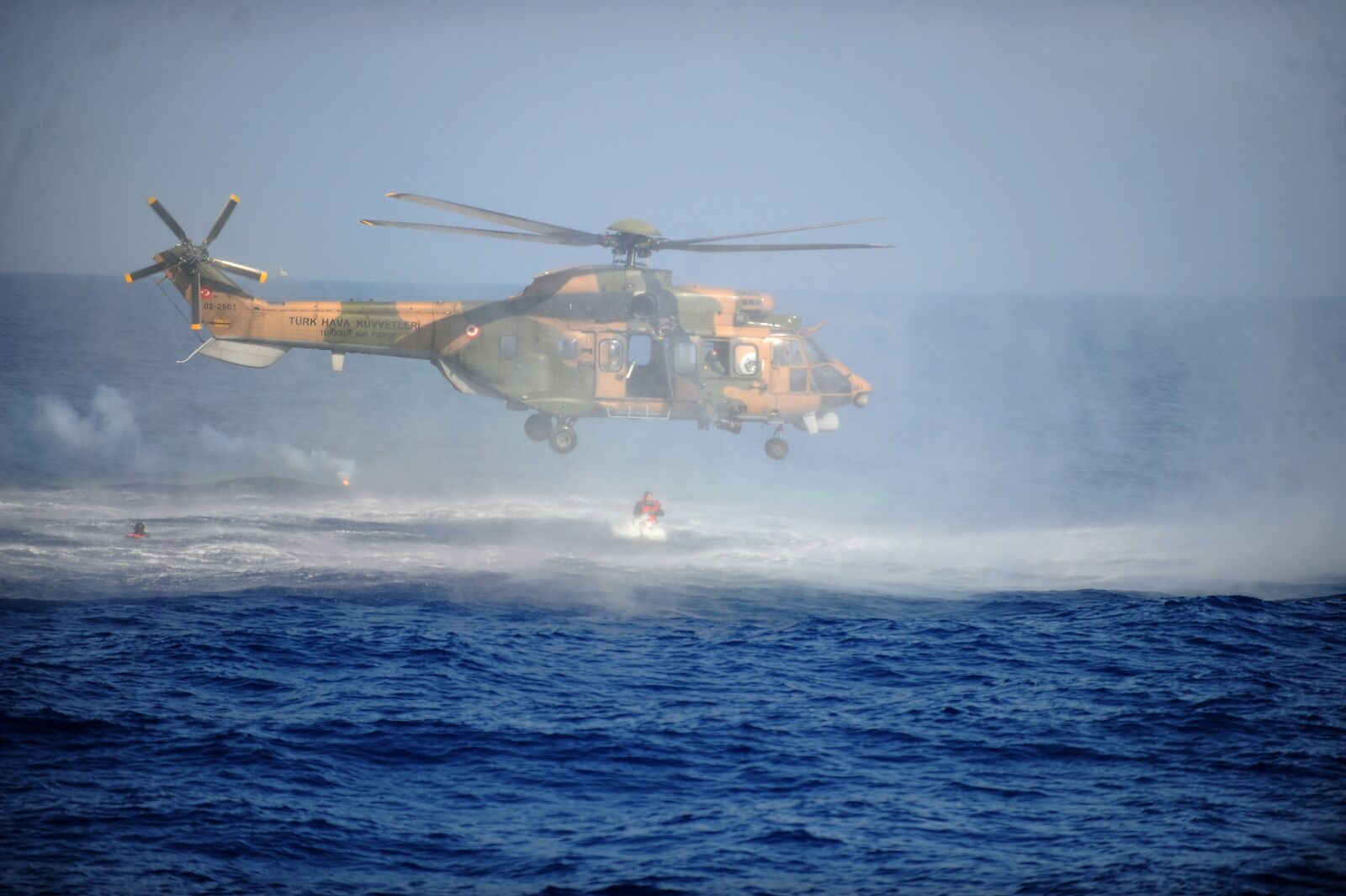 Nikon D3 sample photo. Helicopter, marine, search photography