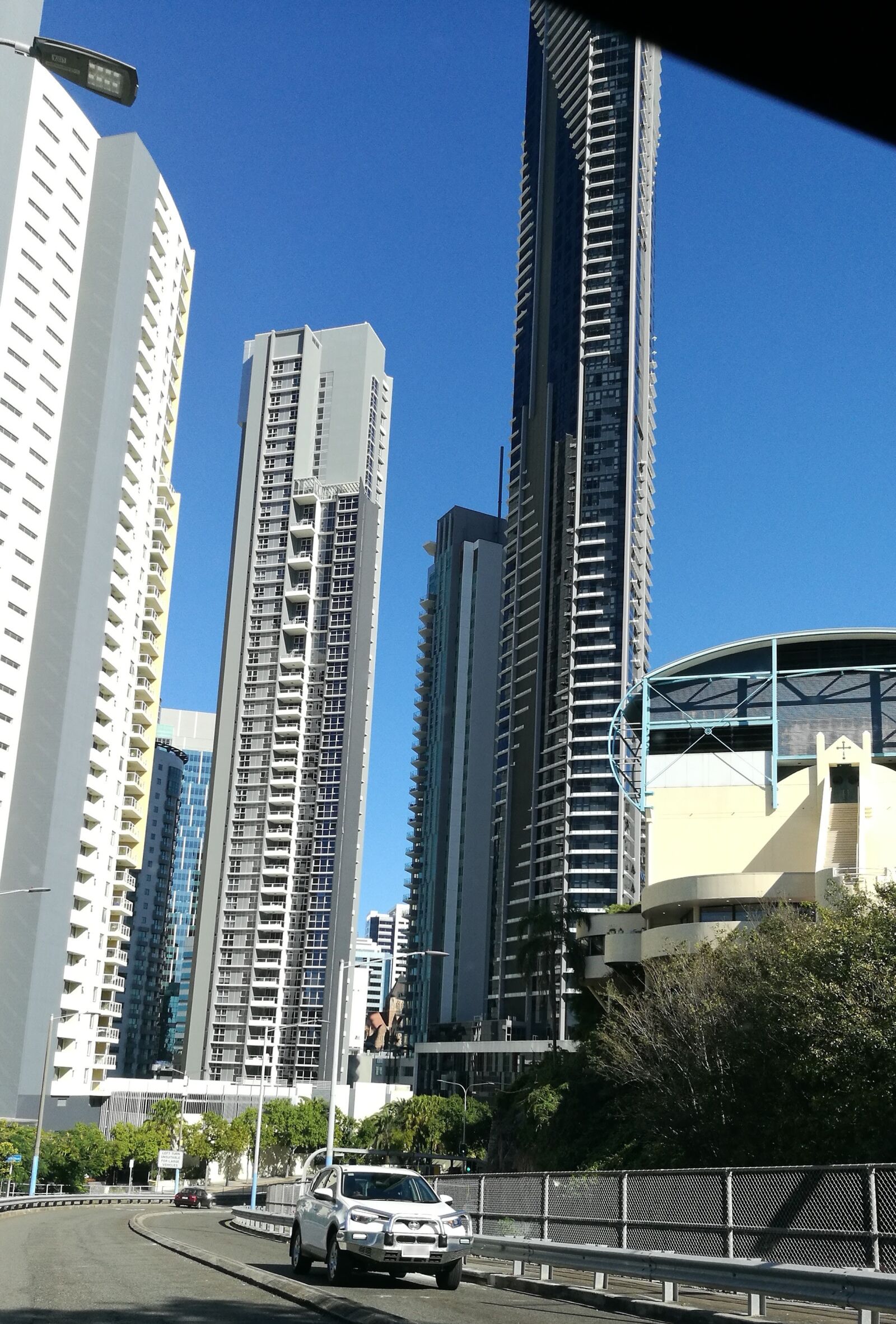 HUAWEI P9 sample photo. City, skyscrapers, architecture photography