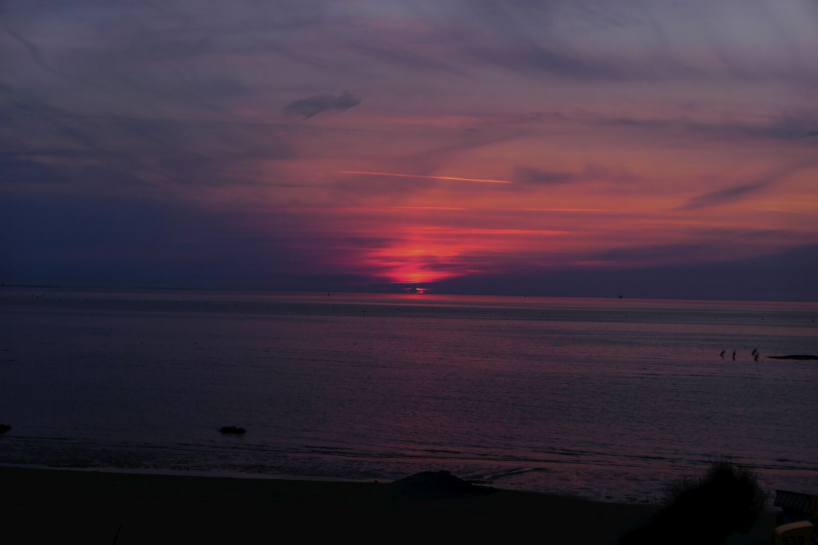Panasonic Lumix DMC-LX10 (Lumix DMC-LX15) sample photo. Sunset, afterglow, beach photography